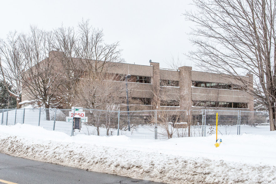 2660 Southvale Cres, Ottawa, ON en alquiler - Foto del edificio - Imagen 2 de 2