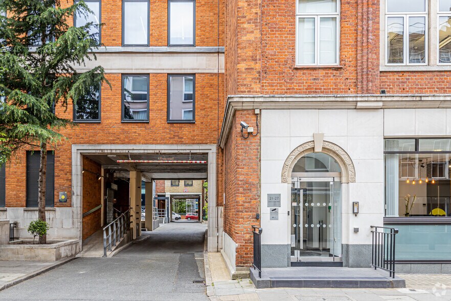 21-27 Lambs Conduit St, London en alquiler - Foto del edificio - Imagen 3 de 4