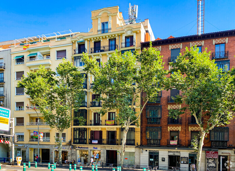 Calle De Alberto Aguilera, 48, Madrid, Madrid en venta - Foto del edificio - Imagen 2 de 2