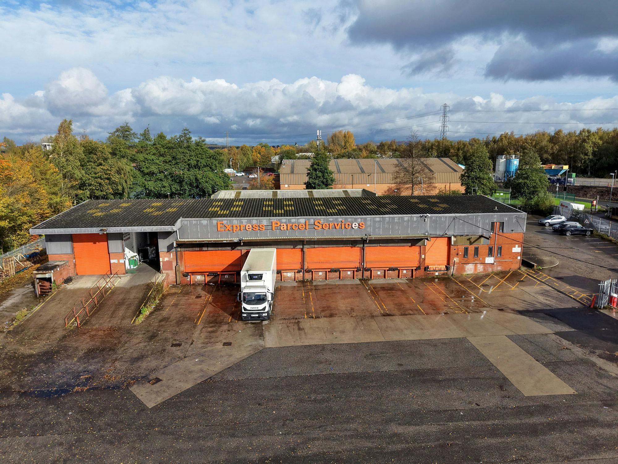 204 Grimshaw Ln, Manchester en venta Foto del edificio- Imagen 1 de 5