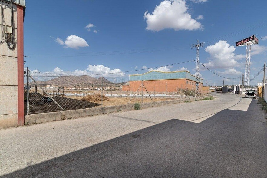 Calle Madroño, 4, Atarfe, Granada en venta - Foto del edificio - Imagen 2 de 8
