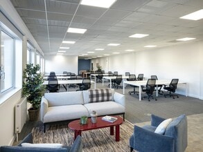 60 South Gyle Crescent, Edinburgh en alquiler Foto del edificio- Imagen 2 de 10