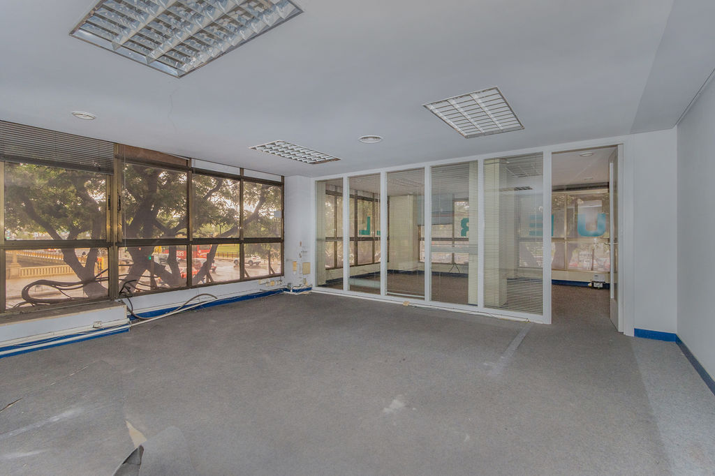 Lleida, LER 25002 - Unidad 01 -  - Foto del interior - Image 1 of 13