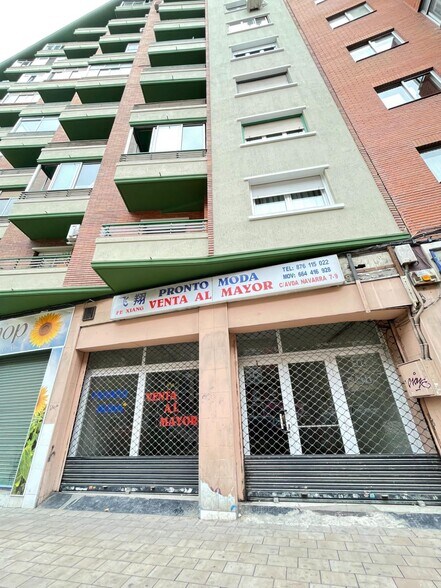 Local en Zaragoza en venta - Foto del edificio - Imagen 3 de 4