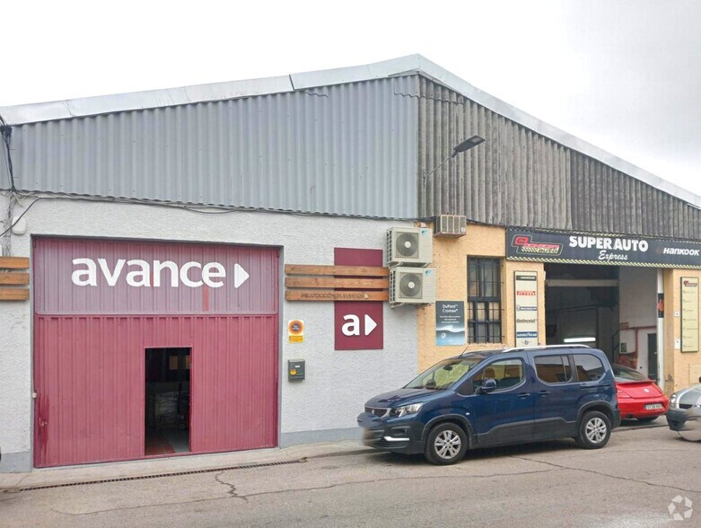 Nave en San Lorenzo de El Escorial, Madrid en venta - Foto principal - Imagen 1 de 1