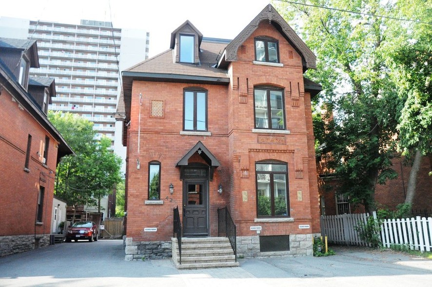 427 Gilmour St, Ottawa, ON en venta - Foto del edificio - Imagen 3 de 5