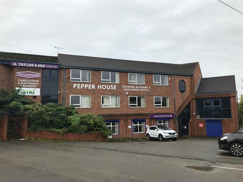 Pepper Rd, Leeds en alquiler - Foto del edificio - Imagen 1 de 2