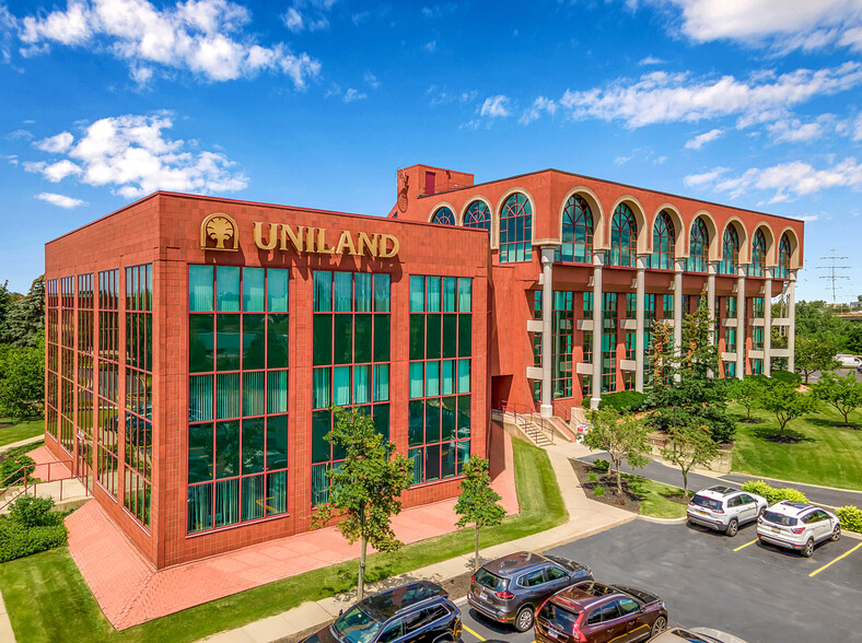 100 Corporate Pky, Amherst, NY en alquiler - Foto del edificio - Imagen 1 de 50