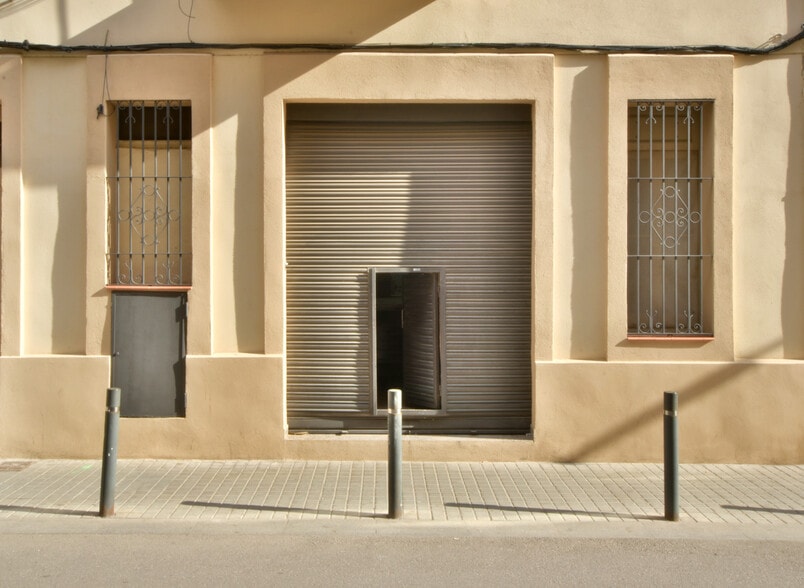 Carrer de Josep Prats, 23, L'Hospitalet de Llobregat, Barcelona en venta - Foto del edificio - Imagen 3 de 25