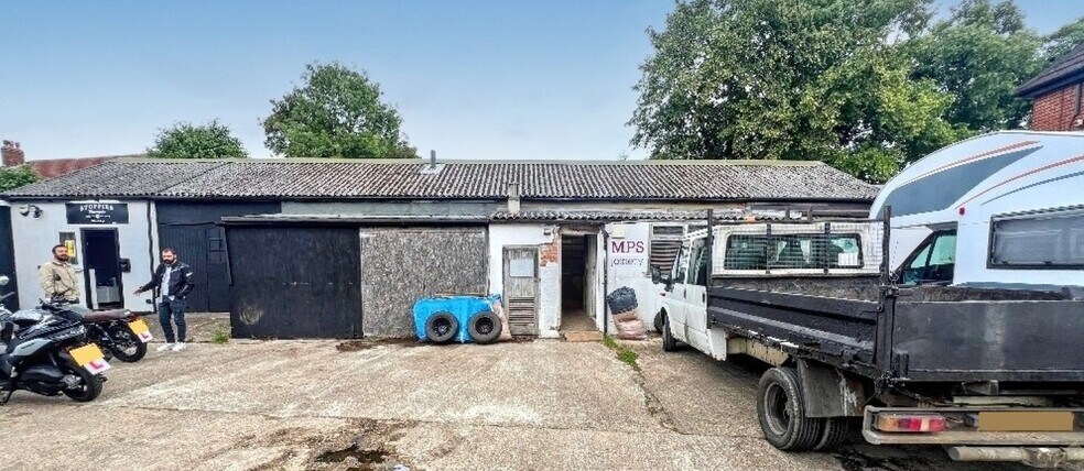 Danbury Mews, Wallington en alquiler - Foto del edificio - Imagen 2 de 2