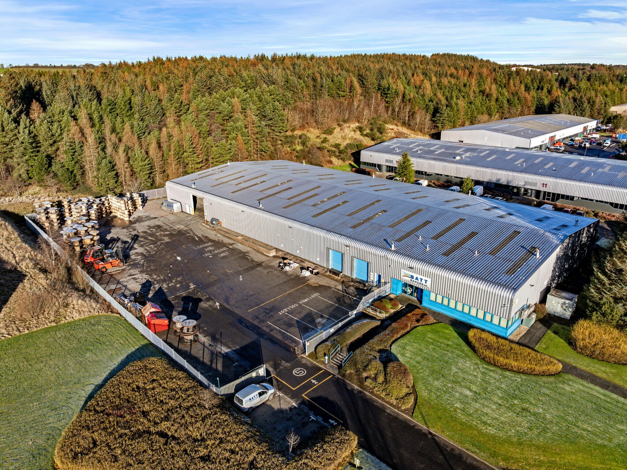 1 Chalmers Sq, Livingston en alquiler Foto del edificio- Imagen 1 de 7