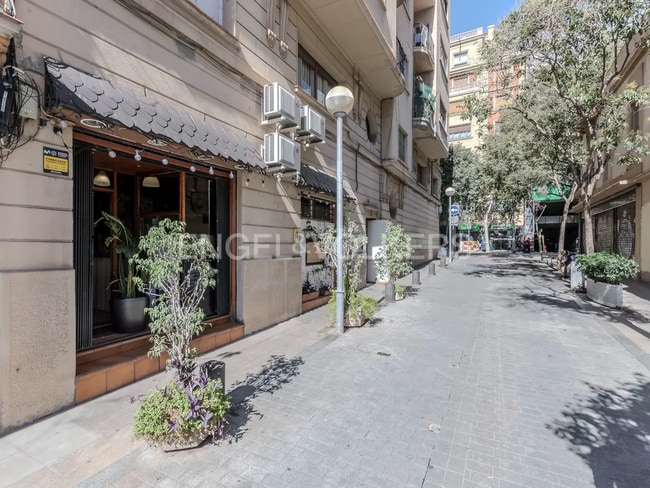 Más detalles de Carrer de Mallorca, Barcelona - Edificio residencial​ en venta