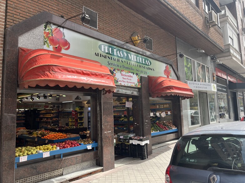 Calle de Bolivia, 24, Madrid, Madrid en alquiler - Foto del edificio - Imagen 1 de 8