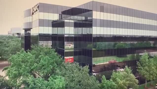 2901 Wilcrest Dr, Houston, TX en alquiler - Vídeo de anuncio comercial - Imagen 2 de 10