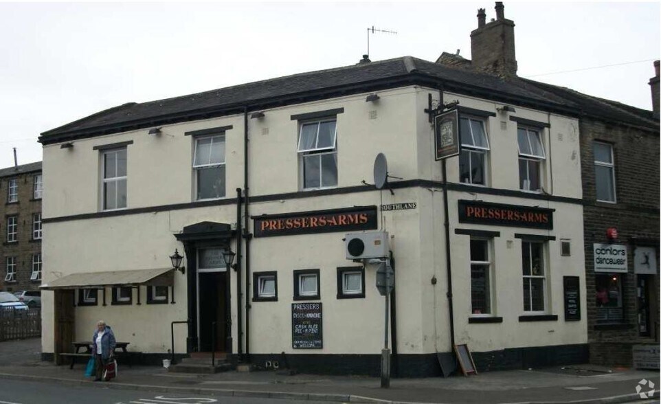 2 South Ln, Elland en alquiler - Foto del edificio - Imagen 2 de 4