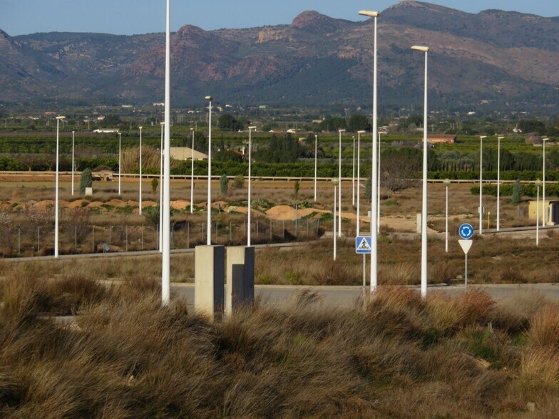 Nave en Llíria en venta - Foto del edificio - Imagen 2 de 6