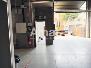 Nave en Sant Feliu de Llobregat, Barcelona en alquiler Foto del interior- Imagen 2 de 16