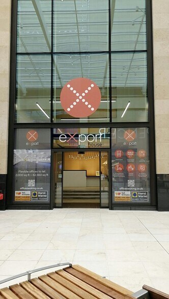 Cawsey Way, Woking en alquiler - Foto del edificio - Imagen 1 de 1