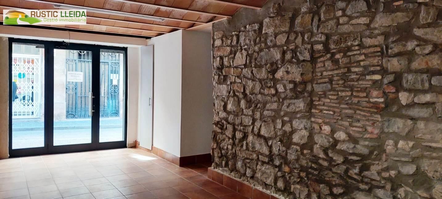 Edificio residencial en Tàrrega, Lérida en venta Foto principal- Imagen 1 de 2