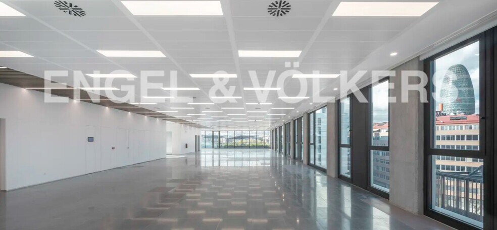 Carrer de Tànger, 34, Barcelona, Barcelona en alquiler - Foto del edificio - Imagen 2 de 6