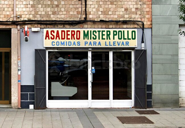 Más detalles de Avenida Fdez Ladreda, 27, León - Edificio residencial​ en venta