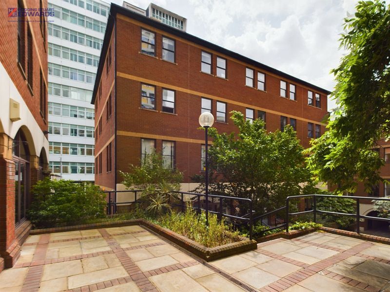 119 High St, Croydon en alquiler Foto principal- Imagen 1 de 5