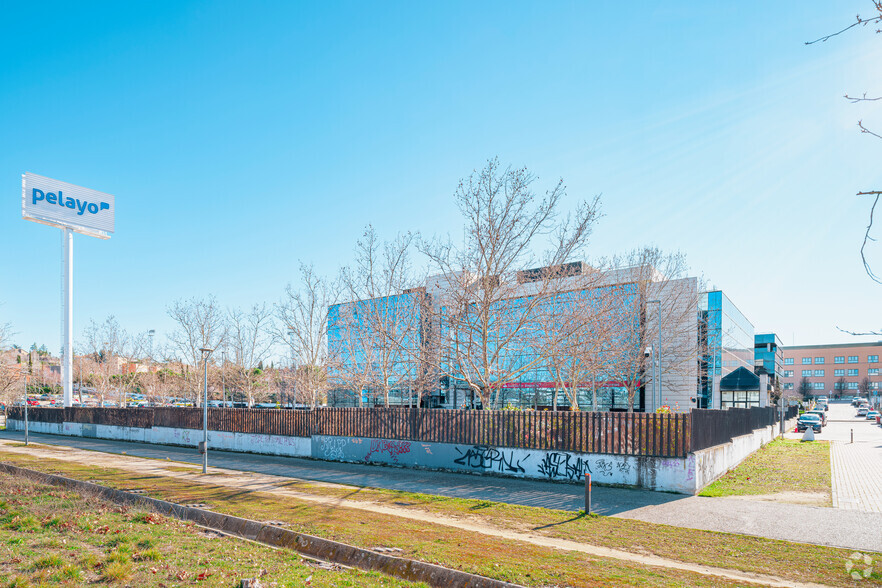 Avenida de Bruselas, 6, Alcobendas, Madrid en alquiler - Foto del edificio - Imagen 3 de 3