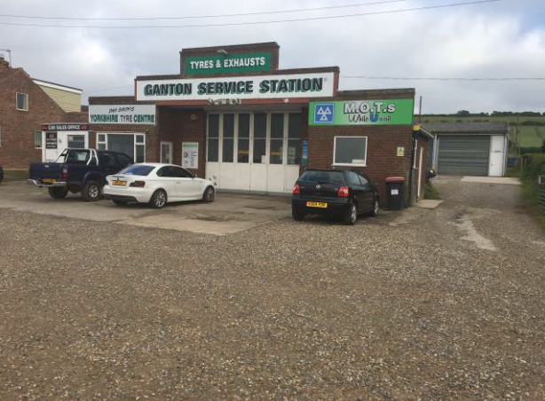 Ganton Service Station, Staxton en venta - Foto del edificio - Imagen 2 de 3