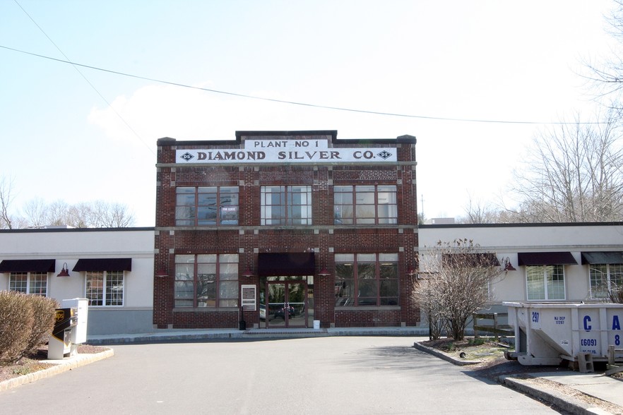 24 Arnett Ave, Lambertville, NJ en alquiler - Foto del edificio - Imagen 2 de 5