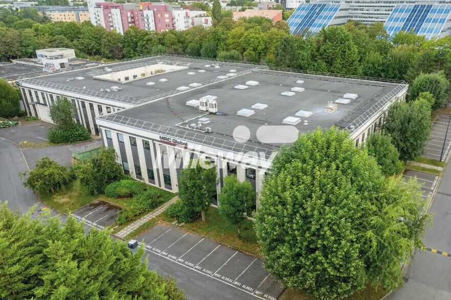17 Rue Du Petit Albi, Cergy en alquiler - Foto del edificio - Imagen 2 de 27
