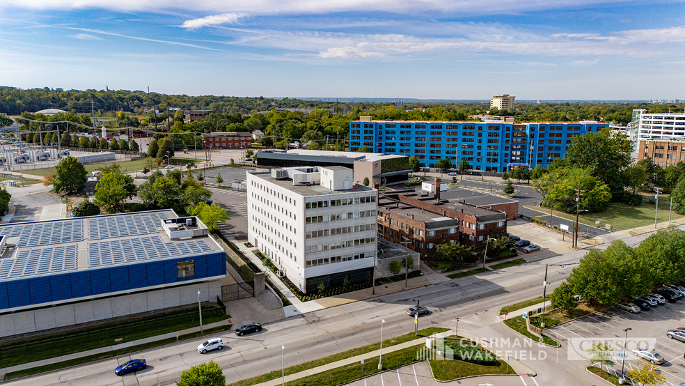 10900 Carnegie Ave, Cleveland, OH en alquiler - Foto del edificio - Imagen 3 de 10