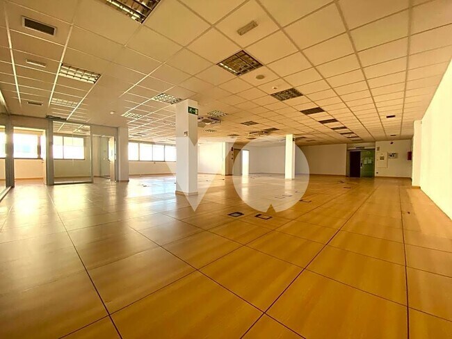 Más detalles de Oficina en alquiler