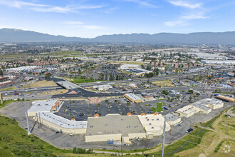 1200-1330 E Washington St, Colton, CA - vista aérea  vista de mapa