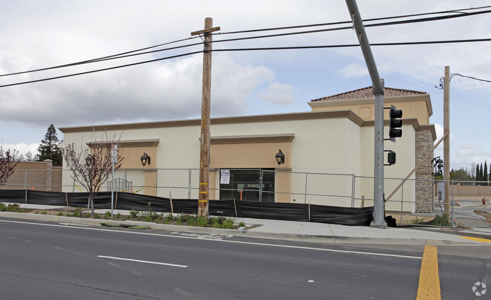 1070 Laurel Rd, Oakley, CA en venta - Foto del edificio - Imagen 1 de 3