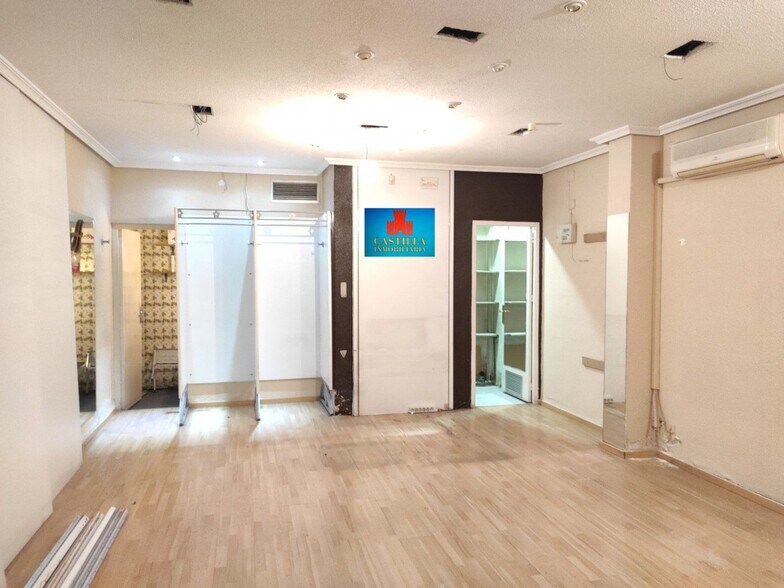 Local en Ávila, Ávila en alquiler - Foto del interior - Imagen 3 de 5