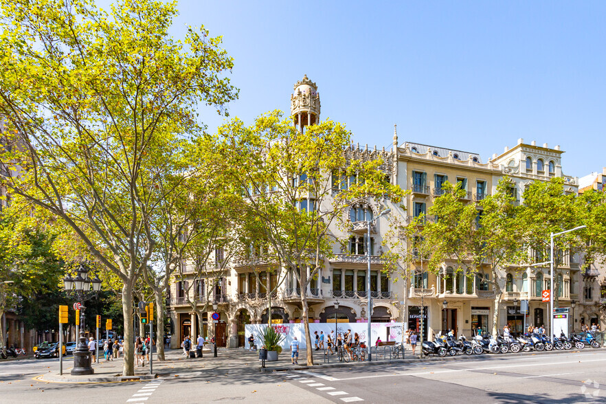 Passeig De Gràcia, 35, Barcelona, Barcelona en alquiler - Foto del edificio - Imagen 2 de 6