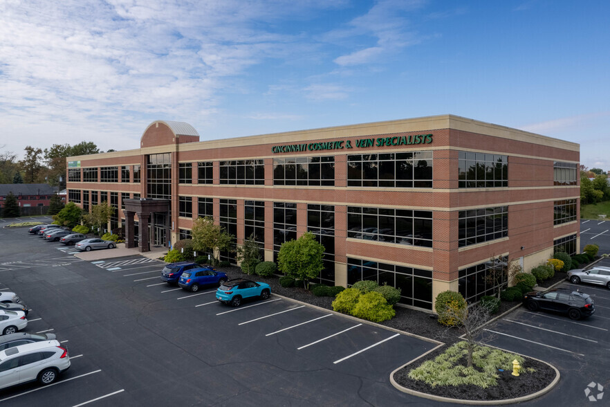 9825 Kenwood Rd, Blue Ash, OH en alquiler - Foto del edificio - Imagen 2 de 6