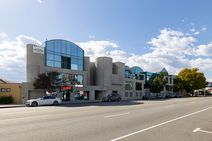 4123 Lankershim Blvd, North Hollywood, CA en venta - Foto del edificio - Imagen 2 de 13