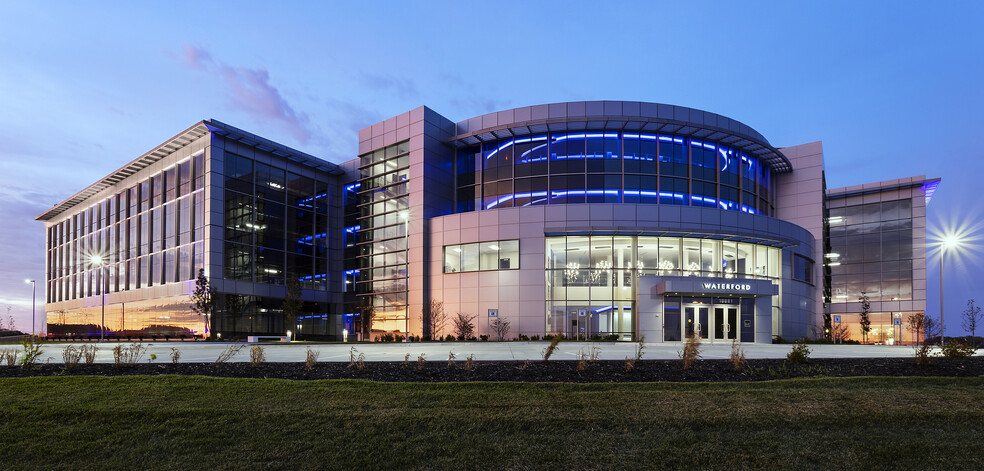 18881 W Dodge Rd, Omaha, NE en alquiler - Foto del edificio - Imagen 3 de 24