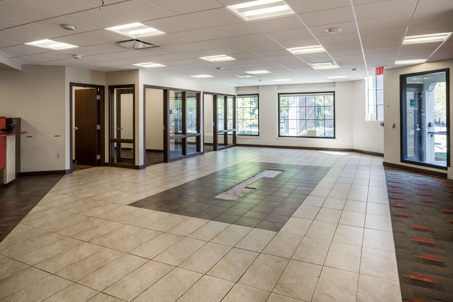 1001 NW 14th Ave, Portland, OR en alquiler - Foto del interior - Imagen 3 de 8