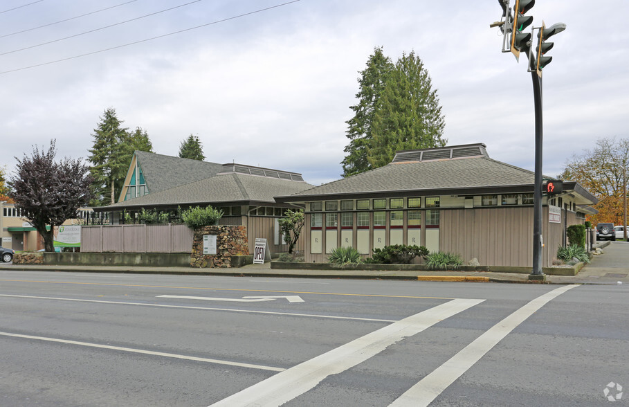 22195 Dewdney Trunk Rd, Maple Ridge, BC en venta - Foto principal - Imagen 1 de 11