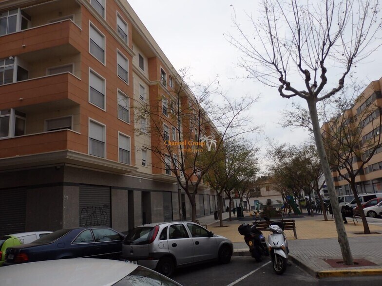 Local en Alicante en alquiler - Foto del edificio - Imagen 2 de 6