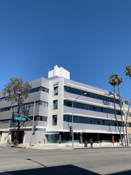 8665 Wilshire Blvd, Beverly Hills, CA en alquiler - Foto del edificio - Imagen 1 de 11