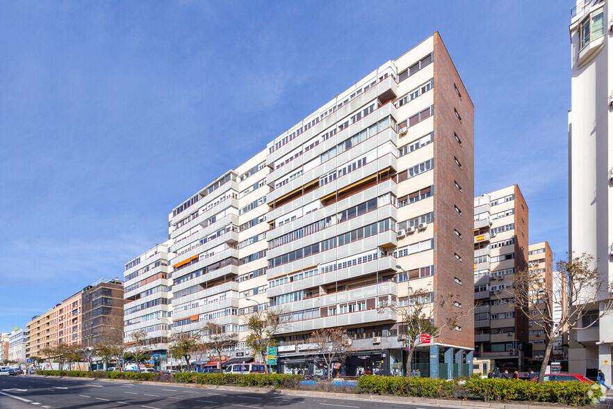 Oficinas en Madrid, MAD en alquiler - Foto principal - Imagen 1 de 3