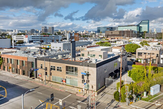 2250 S Barrington Ave, Los Angeles, CA - VISTA AÉREA  vista de mapa - Image1