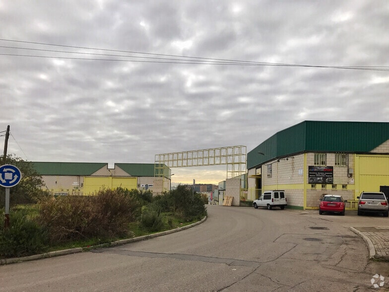 Nave en Valdemoro, Madrid en venta - Foto del edificio - Imagen 2 de 2