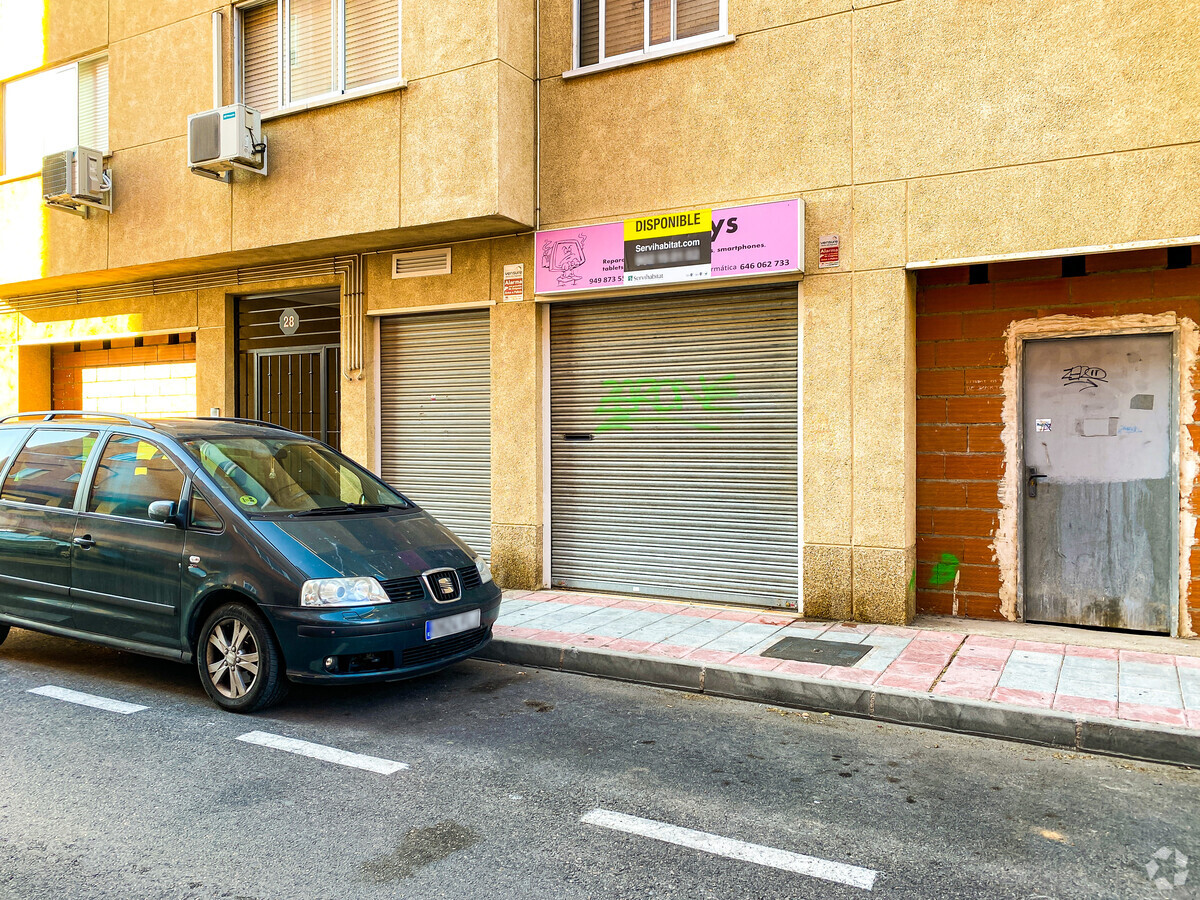 Calle Toledo, 28, Azuqueca de Henares, GUA 19200 - Unidad Puerta 04, Bloque B, -  - Foto del interior - Image 1 of 5