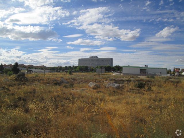 Calle Ramón de Francisco, S/N, Ávila, Ávila en venta - Foto del edificio - Imagen 2 de 3