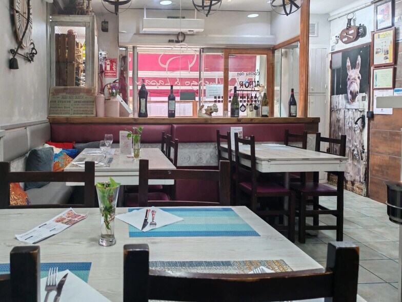 Local en Castelldefels, Barcelona en alquiler - Foto del interior - Imagen 3 de 6