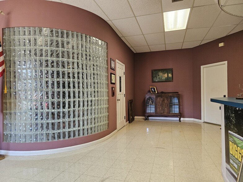 2715 NE 36th Ave, Ocala, FL en venta - Foto del interior - Imagen 3 de 9